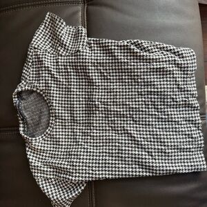 Brandy Melville Black and White Gingham Short Sleeve Top